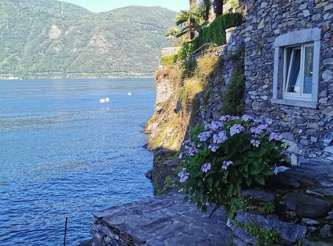 Bed & Breakfast Le Darsene Cannobio