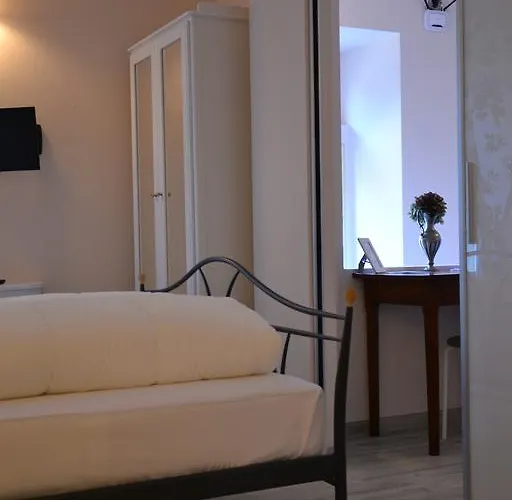 Le Darsene * Cannobio